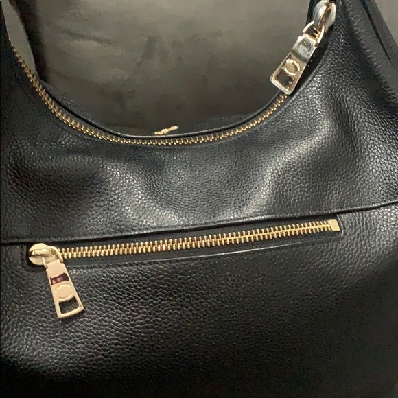 Leather black Coach shoulder bag w/ gold hardware! - Picture 4 of 8